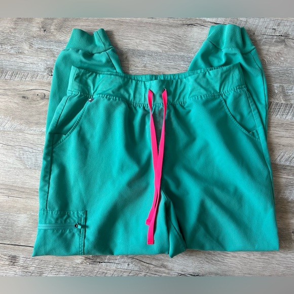 Figs Zamora Surgical Green Joggers Scrubs Size XL - Picture 3 of 5